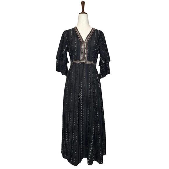 Molly Bracken Dresses & Skirts - Molly Bracken Womans XS Midi A LineDress Short Sleeve Woven Peasant V Neck Black